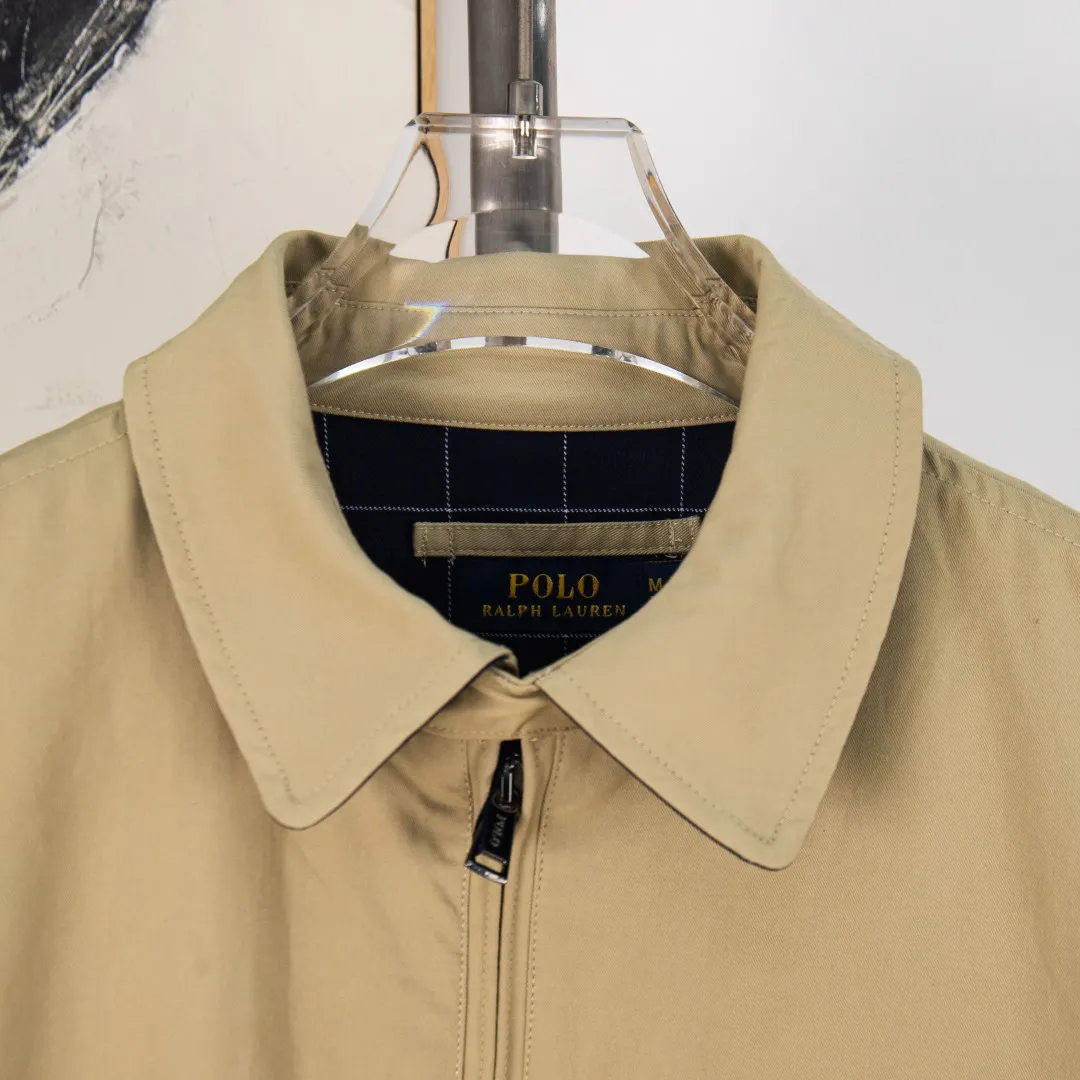 P380 zp version [exclusive supply] - Ralph Lauren/Ralph Lauren classic evergreen 2.5 plaid lining contrast lapel veteran casual jacket - 40 count high-density fine bias sand washing on the face 2.5 linear plaid lining ✅ - POLO brand zipper dark and light two-color buttons ✅ - Contrast color cloth lapel with internal storage pocket ✅ -Ralph Lauren/Ralph Lauren classic unisex veteran zipper jacket High-grade solid plaid lining High-count smooth fabric Regular lapel style with hidden zipper Elastic hem Casual style Very suitable for unisex wear Suitable for both men and women Good for commuting Classic and durable Color: Black Khaki Navy Size: S M L XL Number: WW10736
